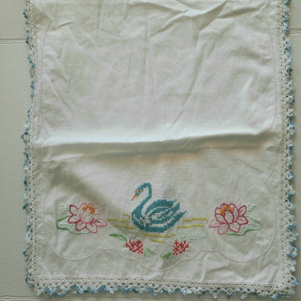 Vintage Hand embroidered and crocheted table runner